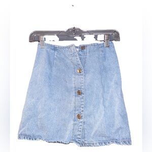 Guess Vintage Girls Denim Mini Skirt Button Front Size 10 Light Wash